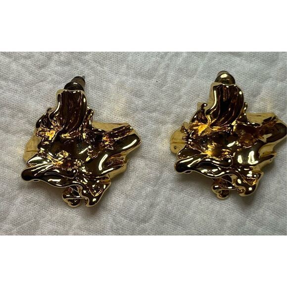 Luxurious Amber Sceats Reese Earrings Rich 24k GP Gold Nugget NEW - Picture 3 of 6